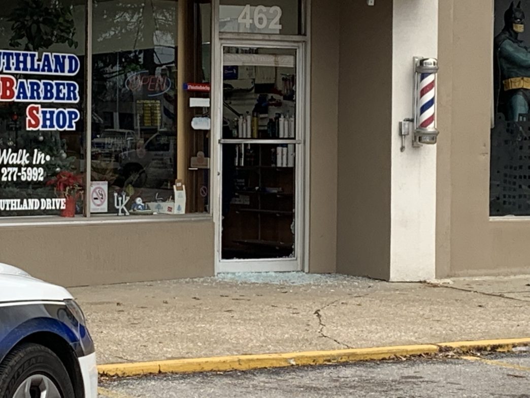 Lexington Police Investigate Apparent Barber Shop Burglary